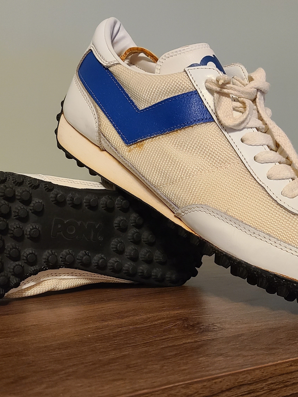 PONY VINTAGE Shoes 80s TURF TRAINER FOOTBALL BASEBALL  9 RARE!